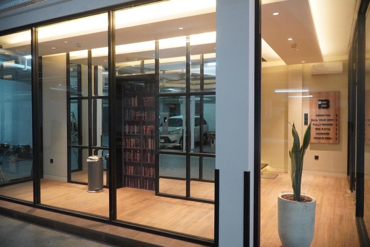 Posto Dormire Sudirman Jakarta Exterior photo