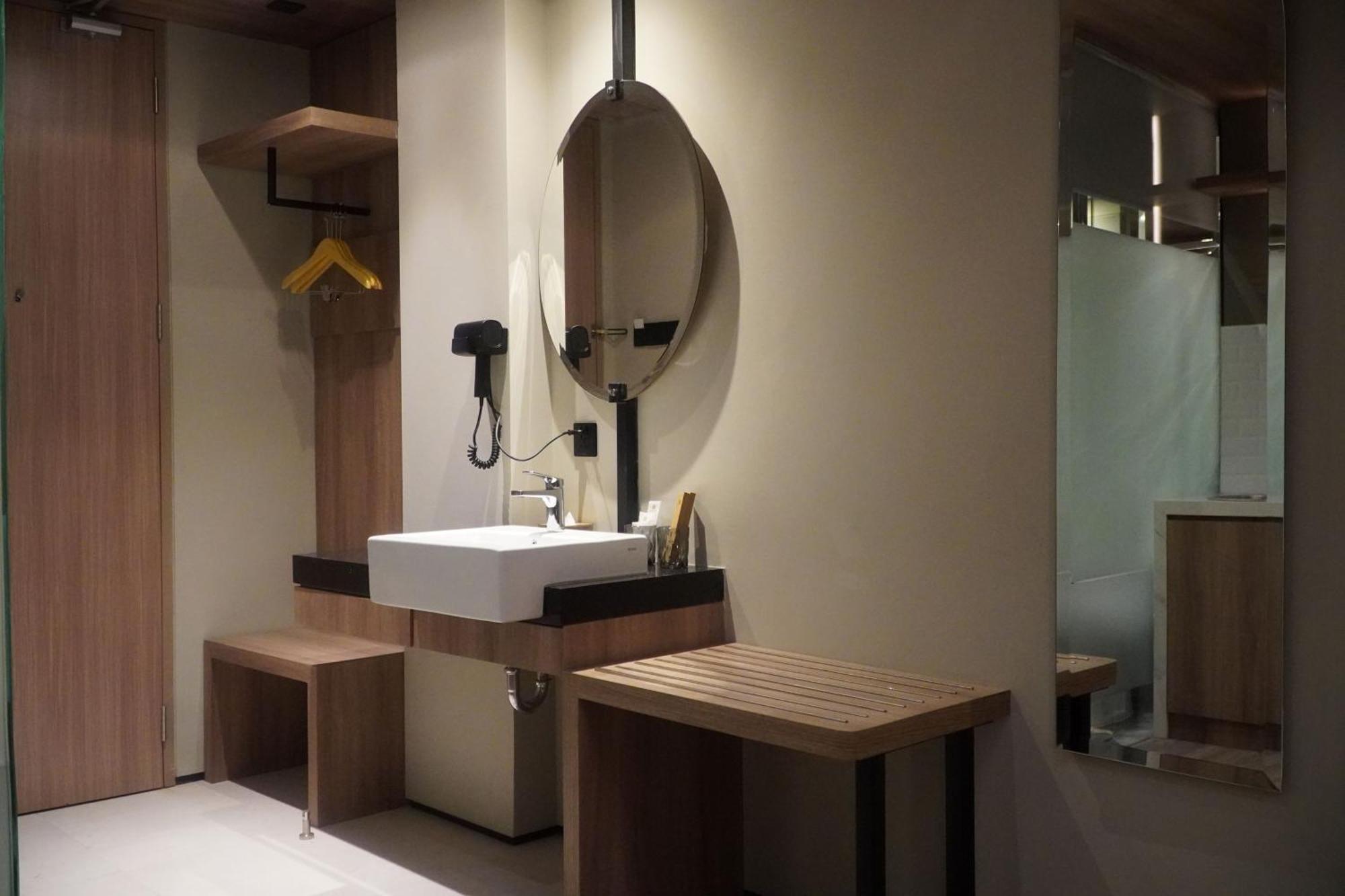 Posto Dormire Sudirman Jakarta Exterior photo